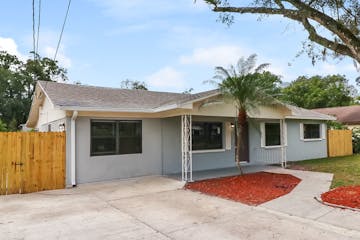 8911 Navajo Ave Tampa, FL 33637